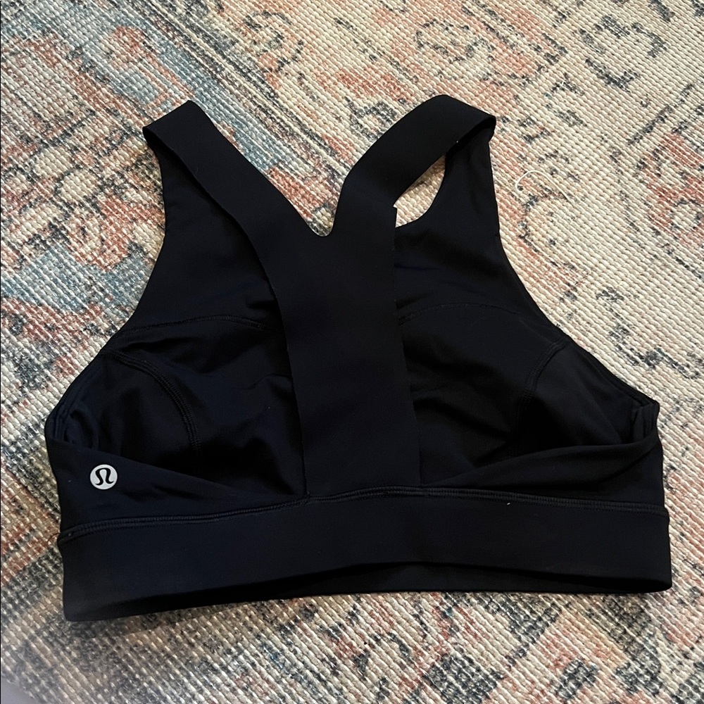 Black Lululemon Sports Bra Size 8